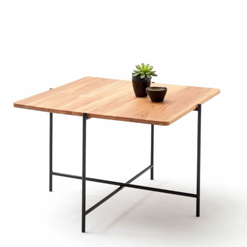 Raum.Freunde Enno Couchtisch mittel seitlich mit Deko