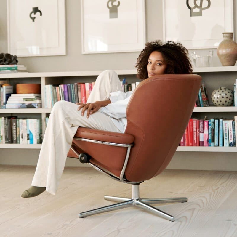 Stressless Rome Cross Low Back Sessel als Wohnbeispiel.