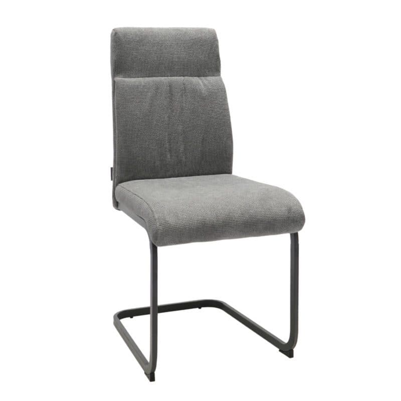 Louming Maida Freischwinger in Bezug Brego silber mit Gestell in Schwarz.
