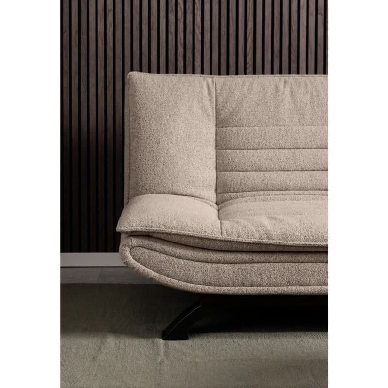 Liadomo Alfeo Schlafsofa mit Bouclé Bezug in Beige - Wohnbeispiel
