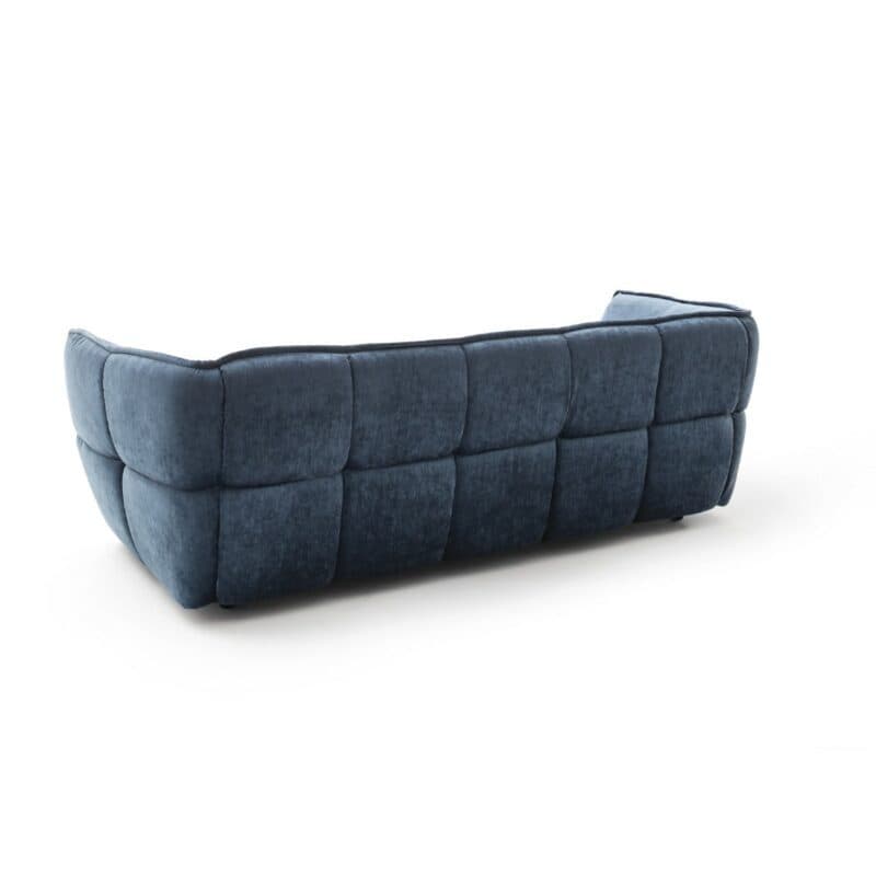 Raum.Freunde Hedda Sofa mit Chenille Bezug in Dunkelblau - hinten, seitlich