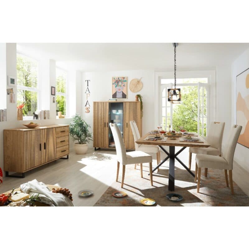 Trendstore Emila Highboard mit 3 Türen in Akustikpaneel Optik – Wohnbeispiel