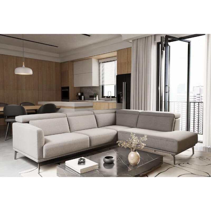 Rom Kingston Ecksofa in Bezug Wandoo silver als Wohnbeispiel.