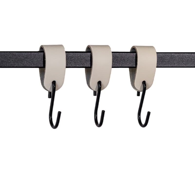 Metallbude Leder S-Haken mit Leder in Beige und Haken in Schwarz als 3er Set