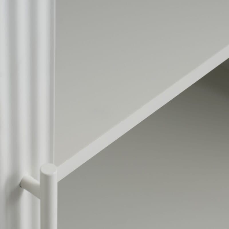 Liadomo Palma Sideboard in Dekor Greige mit geriffelten Fronten - Detailbild.