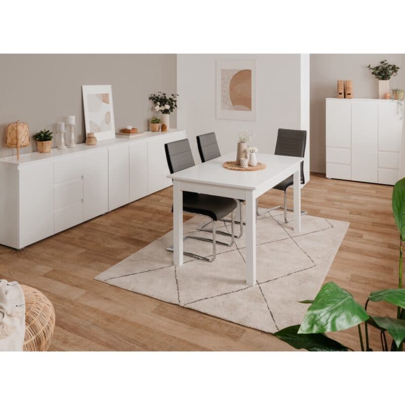 Lidaomo Femie Sideboard in Dekor weiß mit drei Türen und drei Schubkästen - Wohnbeispiel
