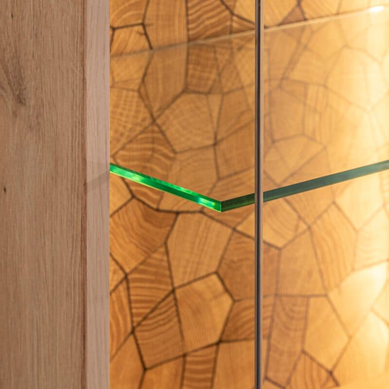 Liadomo Cambia Wohnwand 3-tlg, Vitrine mit Glasböden und Akzentrückwand
