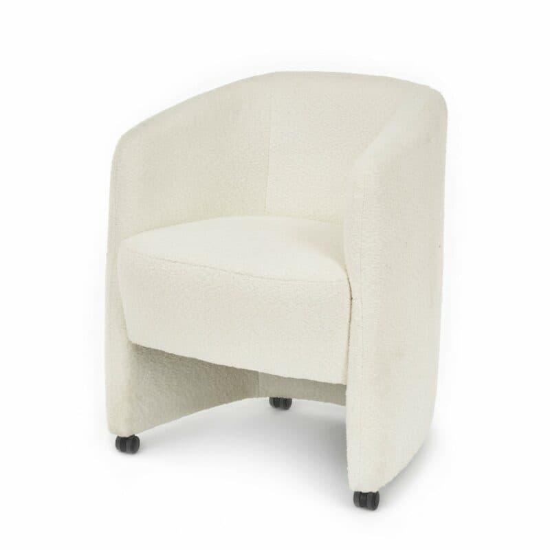 Trendstore Lante Sessel mit Bouclé-Bezug in Beige und Rollen - Perspektivansicht