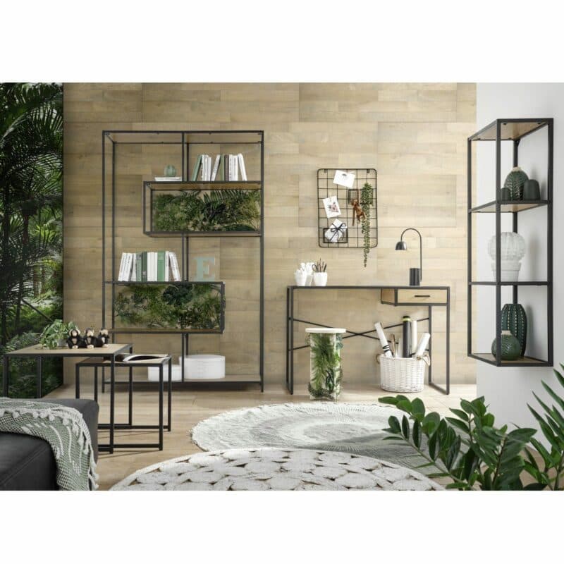 Trendstore „Auroa“ Schreibtisch aus MDF Wildeiche-Nachbildung mit schwarzem Metallgestell Wohnbeispiel