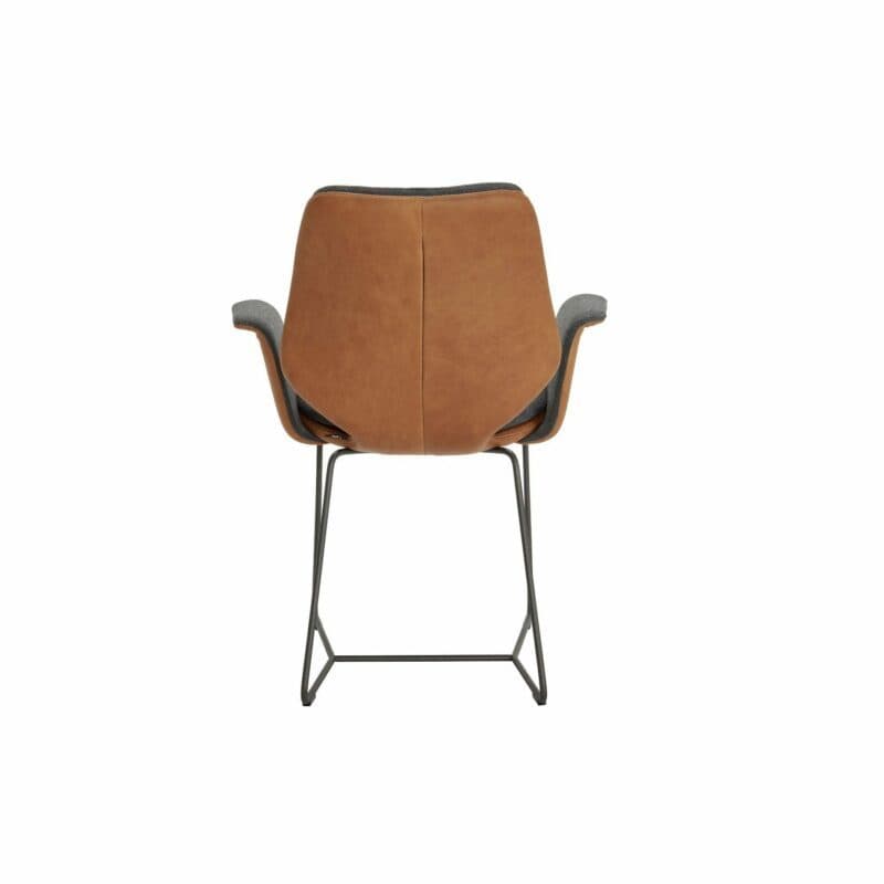 Contur „Penthouse“ Armlehnstuhl und Schlittenfuss mit Bezug Future und Tendens Komfortausführung Rückenansicht