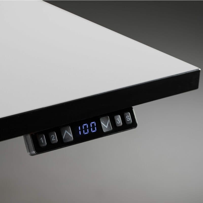 Nowy Styl eUP3 elektromotorischer Steh- und Sitzarbeitstisch – Detail Tischkante