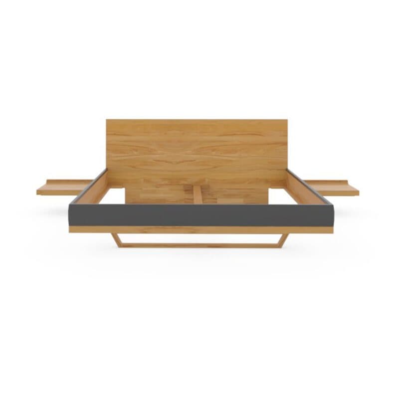 Team 7 Riletto Bett 180 x 200 cm in Kernbuche und schwarzem Leder, mit Kopfteil und Nachtkonsolen.