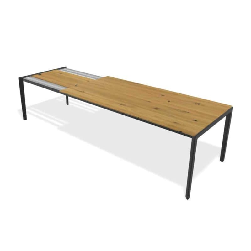 Team 7 Tak Auszugstisch mit Tischplatte in Eiche Wild und Gestell schwarz matt zeigt Ausziehfunktion