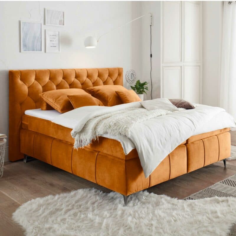 Trendstore Beth Boxspringbett in der Farbe Hellbraun Wohnbeispiel