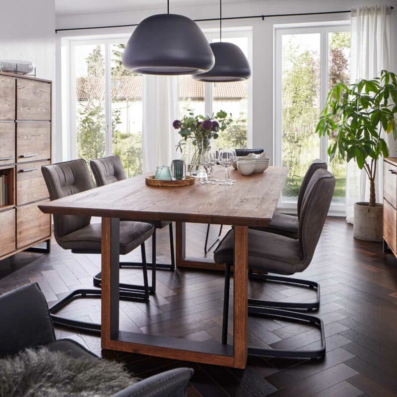 Styles United Esstisch Clifton mit U-Holzgestell Wohnbeispiel