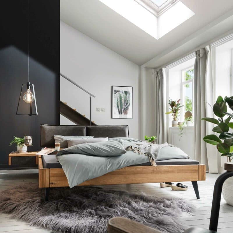 Natura 1660 Doppelbett mit Polsterkopfteil – Wohnbeispiel