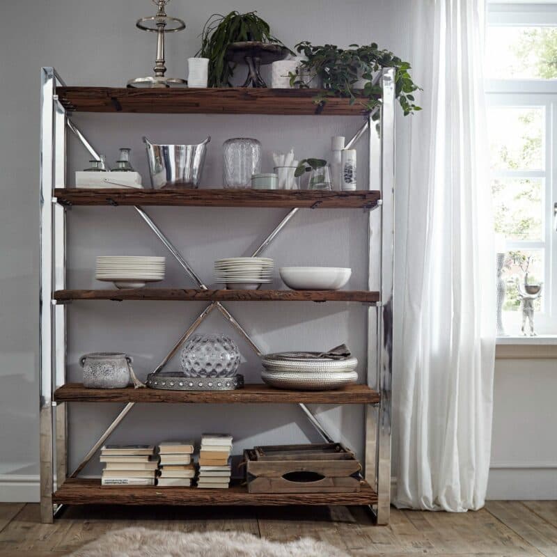 Natura Lebensart Rockfort Standregal mit fünf Böden aus Recyclingholz als Wohnbeispiel