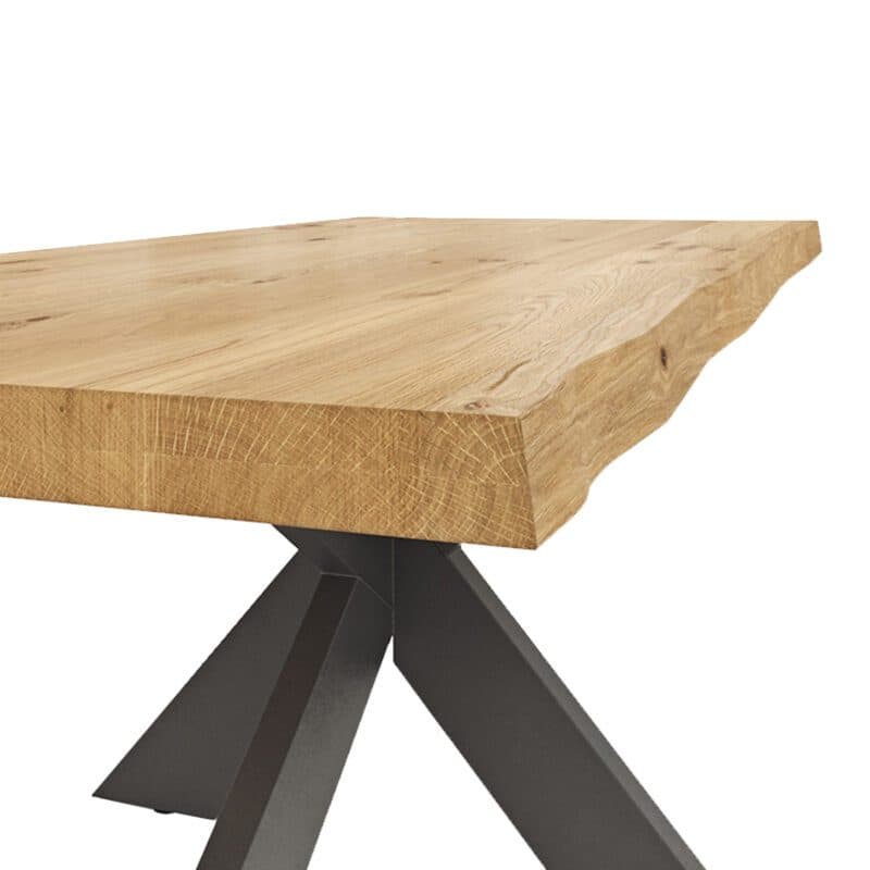 Trendstore Sitting Easy Esstisch mit Spinnenfuß zeigt Baumkante im Detail