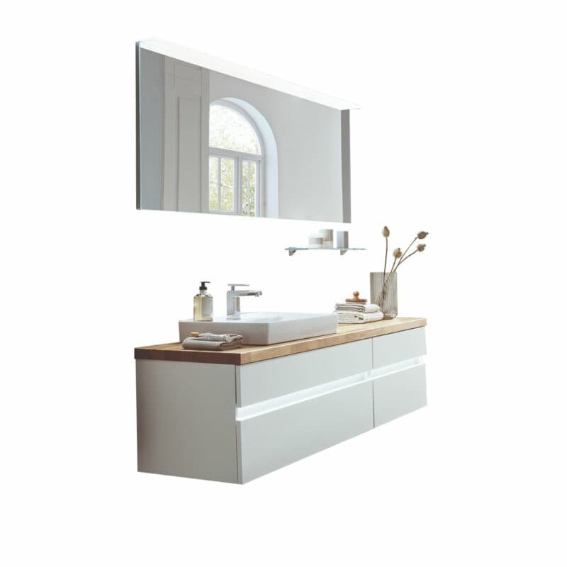 b-collection b-essence Badprogramm mit Spiegel, Waschtisch und Ablageregal als Freisteller.