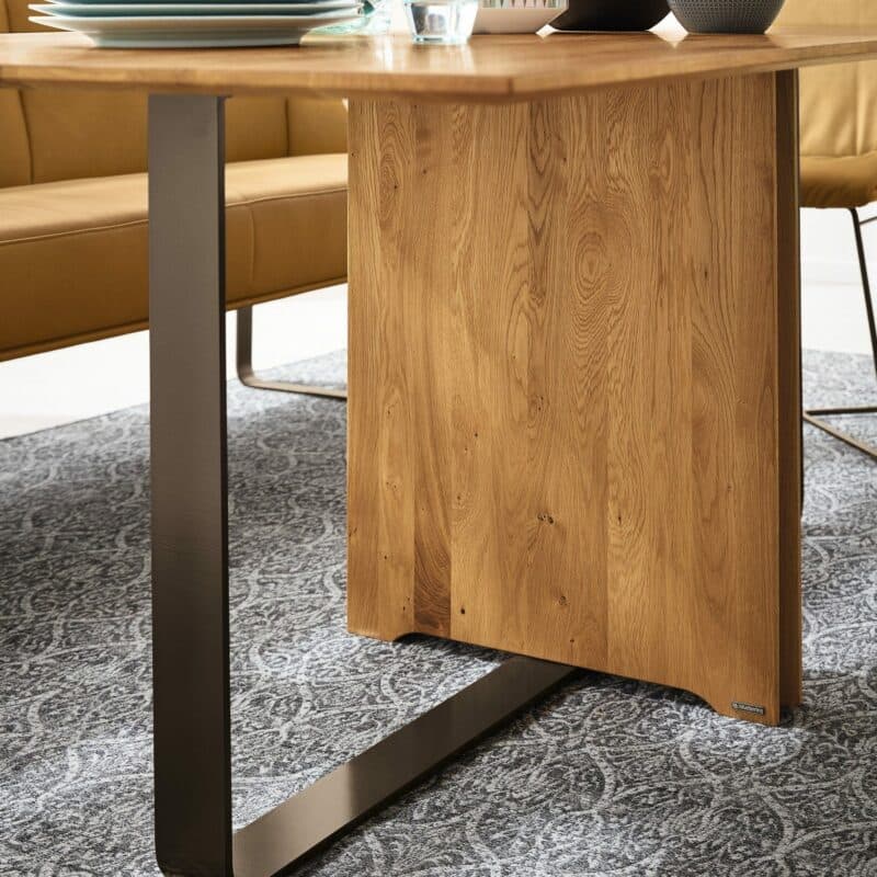 Musterring T2050 Esstisch Detail Gestell.