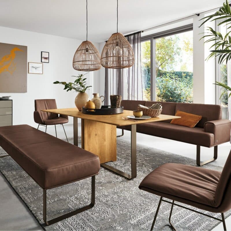 Musterring T2050 Esstisch als Wohnbeispiel.