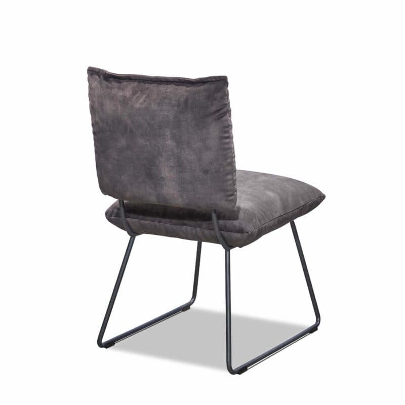 Musterring Pinero Esszimmerstuhl mit flexiblem Rückenkissen. Sitztiefe: 48 cm