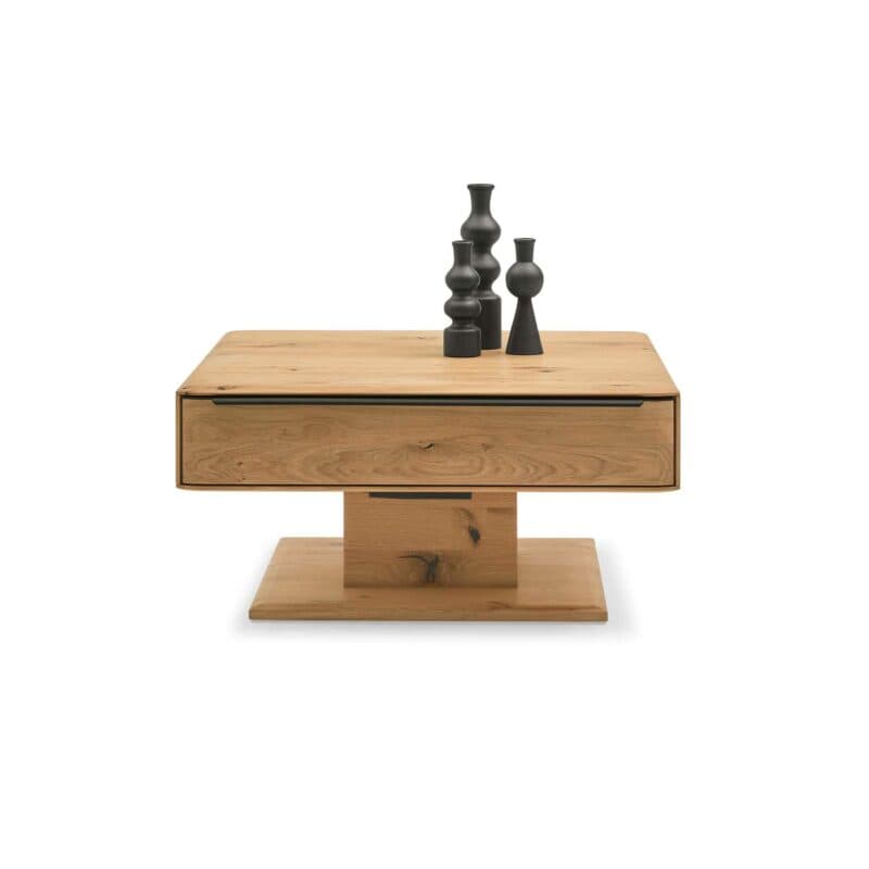 Musterring Puerto Couchtisch in Asteiche natur in frontaler Ansicht als Freisteller.
