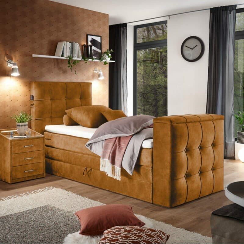 set one by Musterring richmond Boxspringbett 120 x 200 cm mit einem Microveloursbezug in Amber als Wohnbeispiel