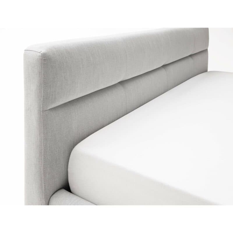 Trendstore KS 503817 Polsterbett mit gepolstertem Kopfteil in Hellgrau in Detailansicht.