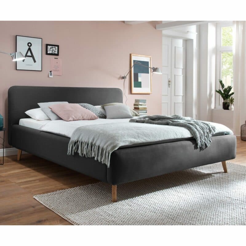 Trendstore Mattis Polsterbett in Bezug Aspen 96 anthrazit mit Füßen in Eiche massiv