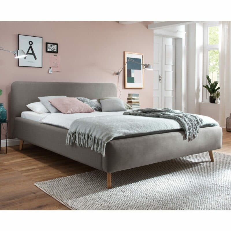 Trendstore Mattis Polsterbett in Bezug Aspen 23 taupe mit Füßen in Eiche massiv