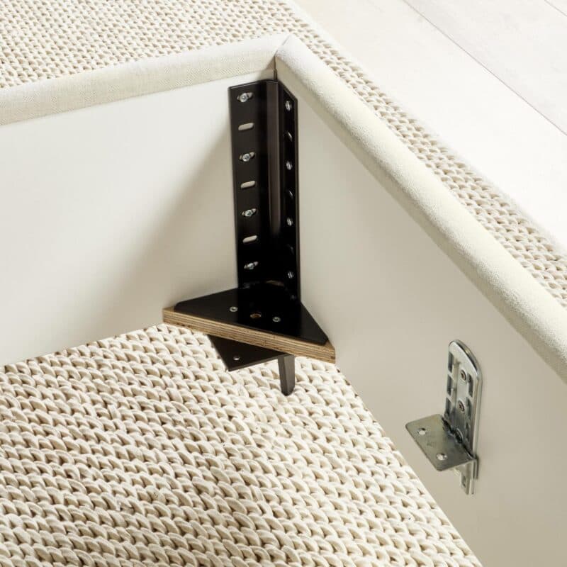 Musterring Elos Polsterbett in Detailansicht der Halterung für den Lattenrost.