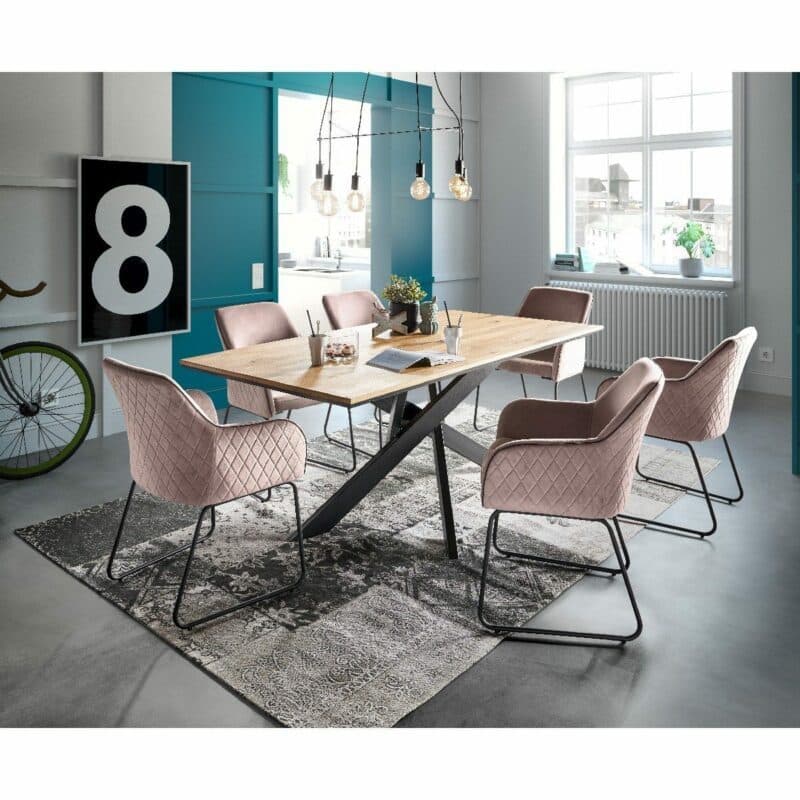 set one by Musterring Hampton Armlehnstuhl in altrosa – Wohnbeispiel