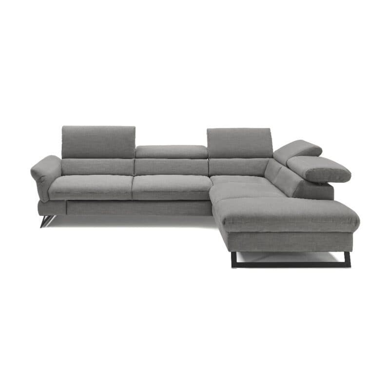Trendstore Cassandra Ecksofa mit Bezug Webstoff Taupe und Ottomane rechts – unterschiedliche Stellungen Kopfstützen