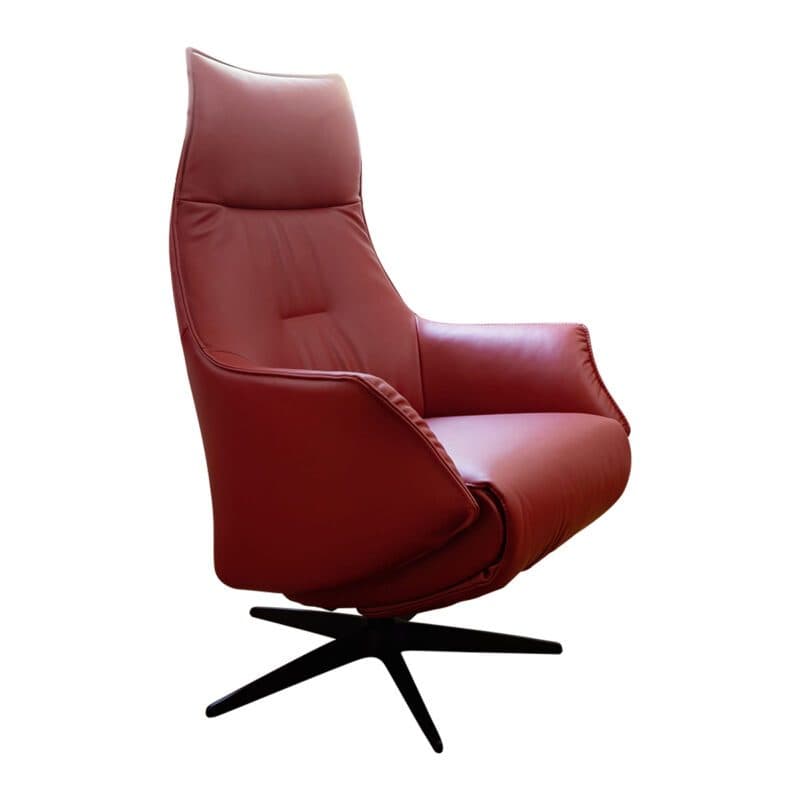 Contur Einrichten Girona Relexsessel in Leder rot und mit 5-Sternfußgestell Aluminium schwarz