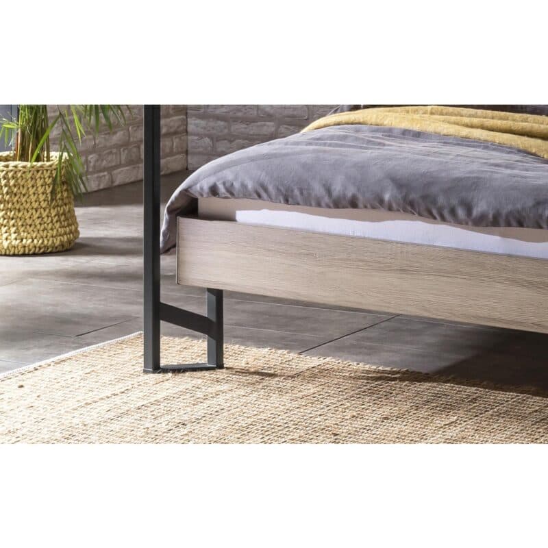 Hasena Ciluna Himmelbett 180 x 200 Eiche sägerauh Nachbildung Detail Fuss