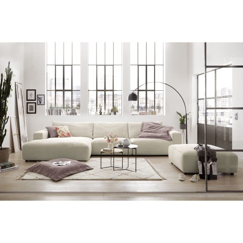 Musterring Lucia 3,5 Sitzer Ecksofa Cord mit Ottomane rechts und Bezug in Nature – Detail Armlehne
