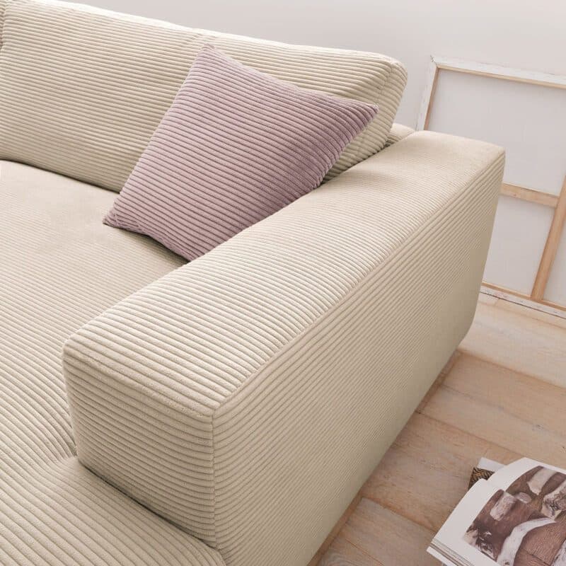 Musterring Lucia 3,5 Sitzer Ecksofa Cord mit Ottomane rechts und Bezug in Nature – Detail Bezug