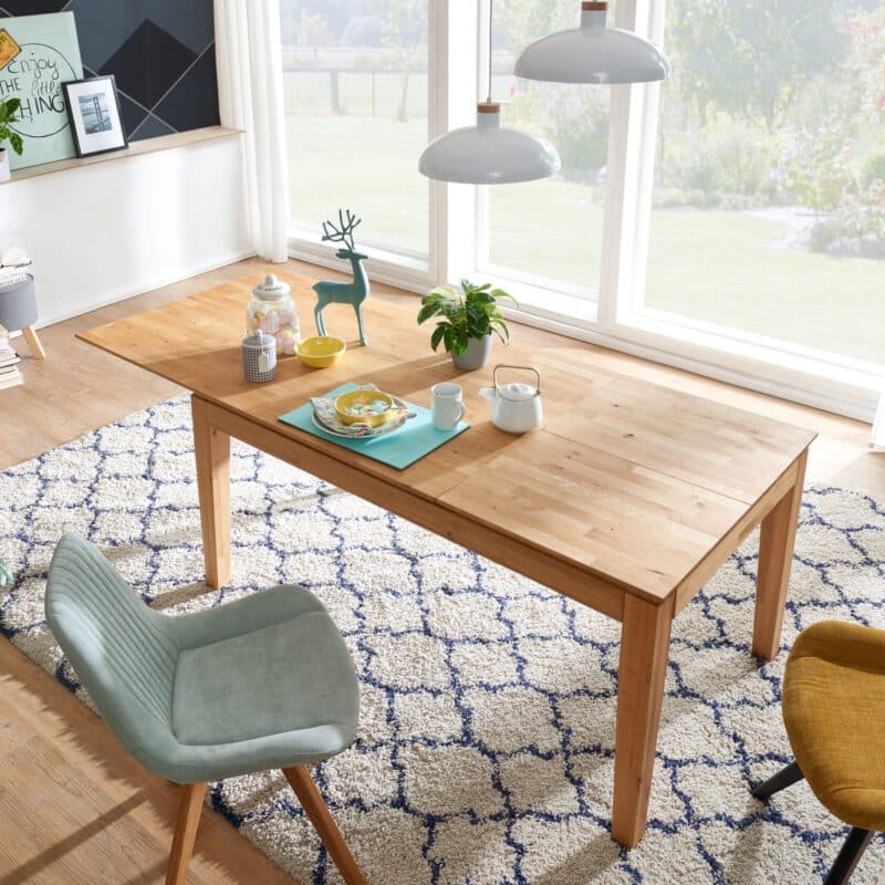 Trendstore Galvin Esstisch in Wildeiche massiv geölt mit Auszugsfunktion.