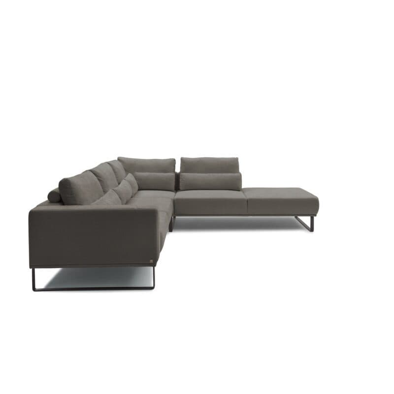 Musterring JustB! Ecksofa Ottomane rechts Bezug Strukturgewebe Yelda elephant Metallkufe schwarz matt Seitenansicht