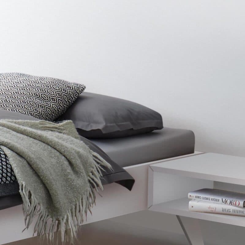 Hasena Calvari Massivholzbett 90 x 200 Buche weiß lackiert BHL ca. 96 x 36 x 205 cm Detailbild Kopfteil