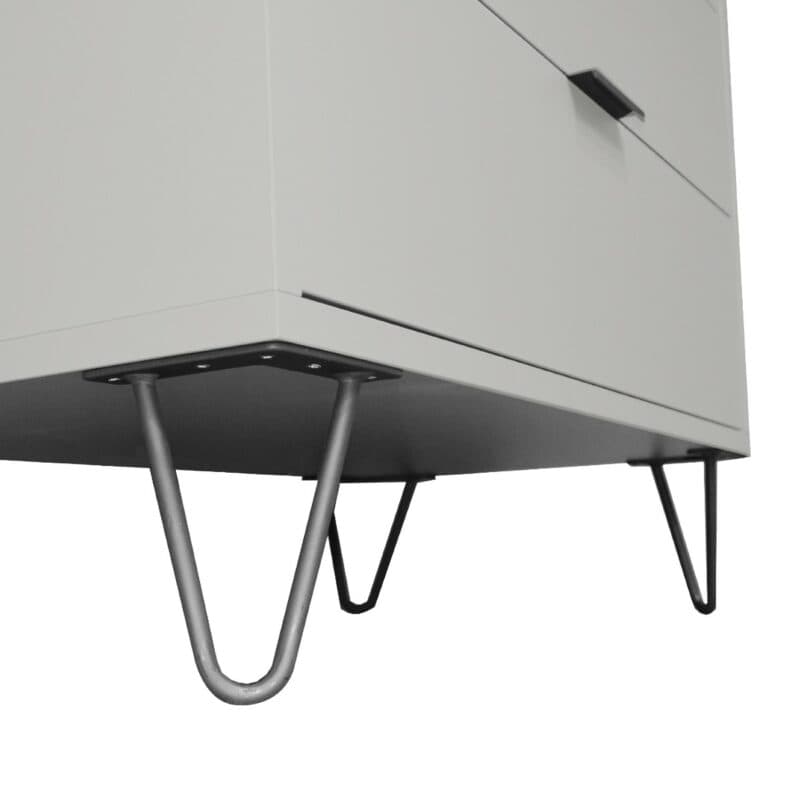 Trendstore Milana Kommode mit 4 Schubladen in Lack kreidegrau — Detailansicht Drahtfüße