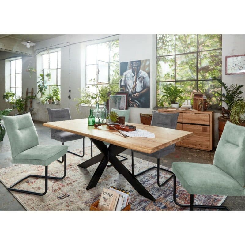 Trendstore Garry Esstisch mit Doppel-X-Gestell und Platte mit gedrehter Kante – Wohnbeispiel