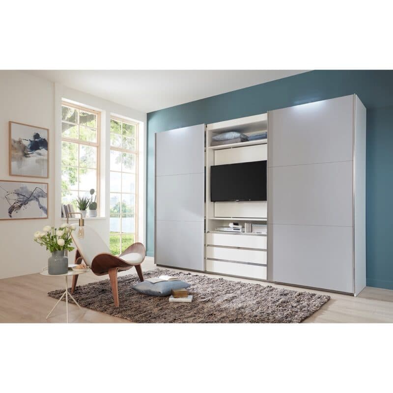 Wimex Magic TV-Schwebetürenschrank Beton Nachbildung lightgrey, Dekor weiß 216 cm hoch Wohnbeispiel