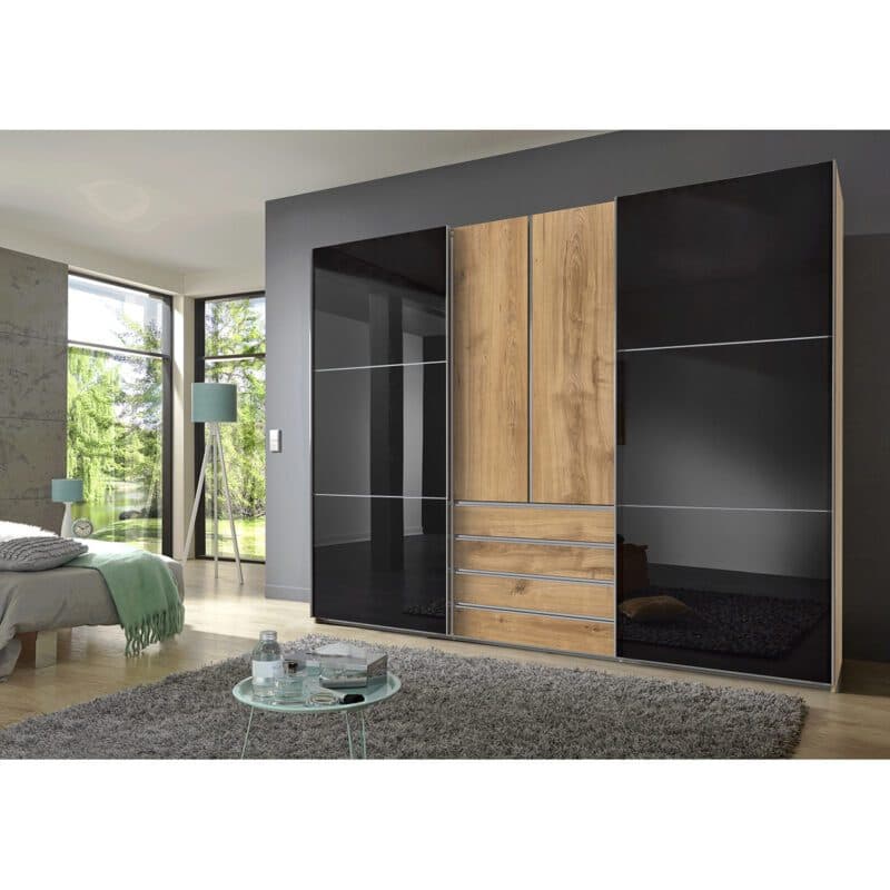 Wimex MagicGlas Schwebetürenschrank Glas grey Plankeneiche 236 cm hoch Wohnbeispiel