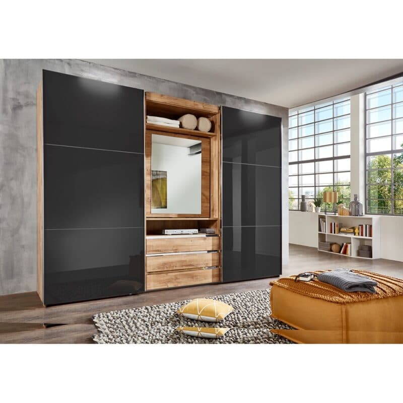 Wimex MagicGlas Schwebetürenschrank mit drehbarem Spiegel-Element Glas grey Plankeneiche mit Spiegel 216 cm hoch Wohnbeispiel