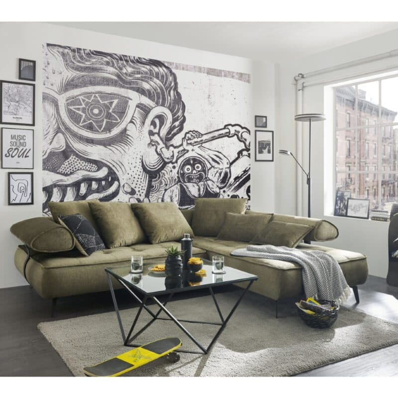 Walentina Ecksofa in Bezug Vogue 10 olive, Ottomane rechts, als Wohnbeispiel.