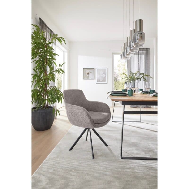 Musterring Tavia Schalensessel Bezug Sneak taupe Stativgestell Eisen schwarz Milieubild