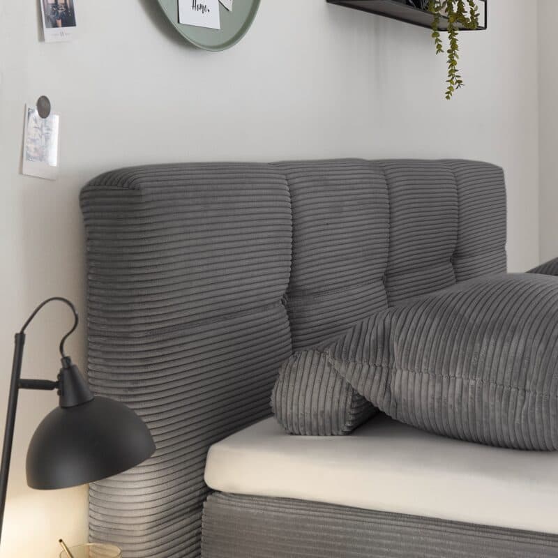 set one by Musterring Fairfield Boxspringbett Zoom ash Kopfteil 01 Box A Detailbild mit Topper mit Kissenset