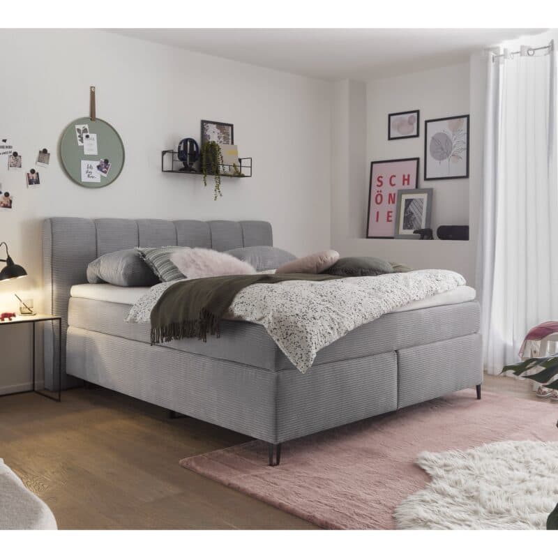 set one by Musterring Fairfield Boxspringbett Zoom dove Kopfteil 02 Box A Milieubild